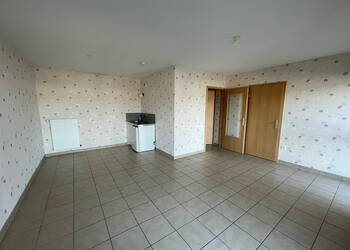 55812675c - Attribut alt par défaut.