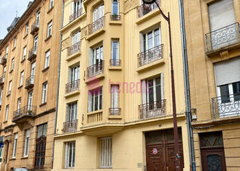 59614907a - Attribut alt par défaut.