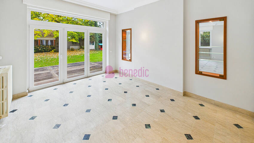 59525592i - Attribut alt par défaut.