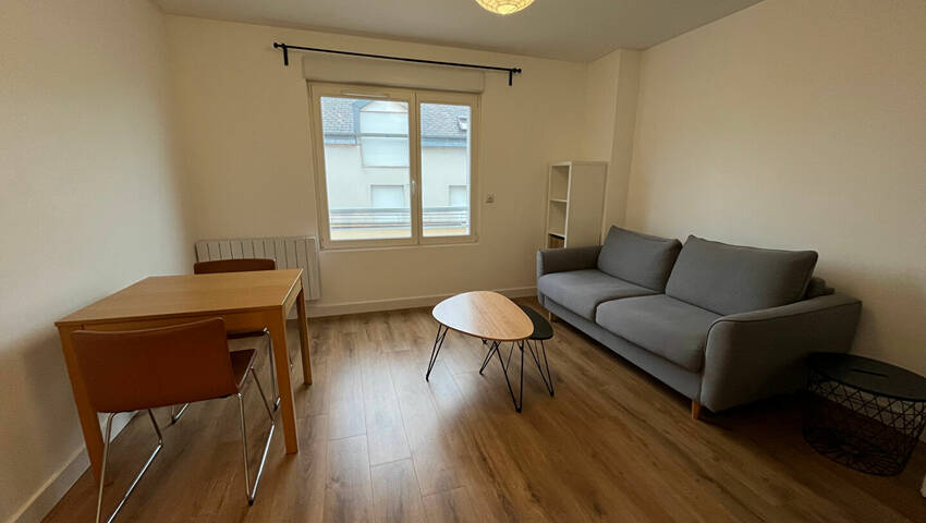 59343112b - Attribut alt par défaut.