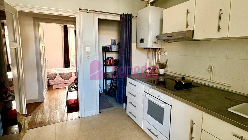 59619159d - Attribut alt par défaut.