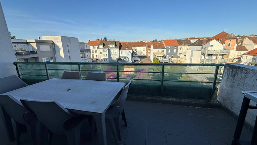 59633705a - Attribut alt par défaut.