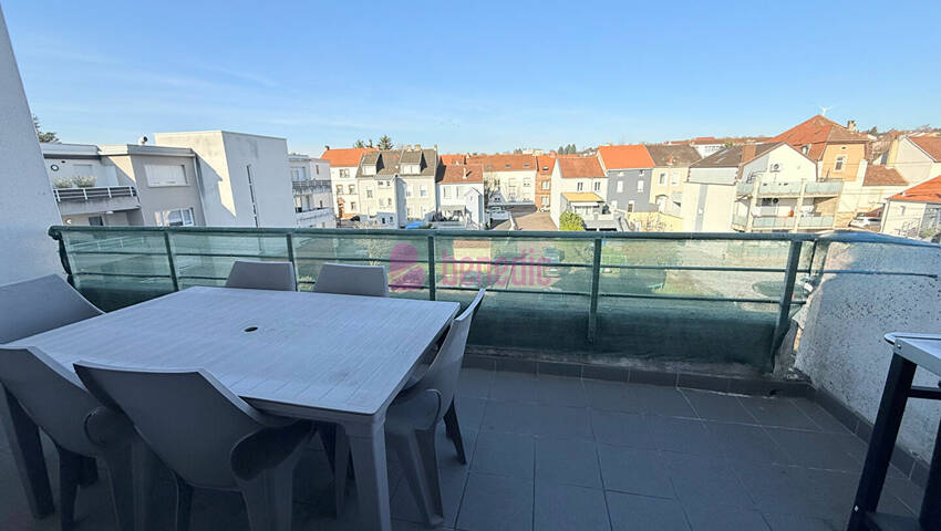 59633705b - Attribut alt par défaut.