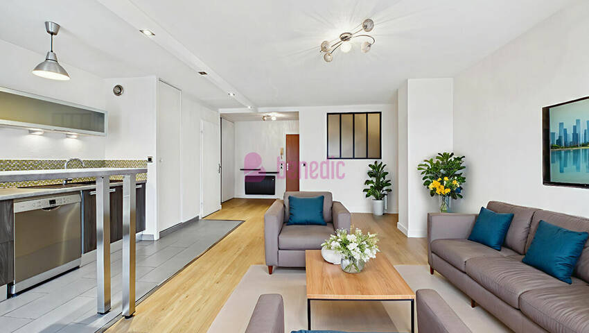 8461995e - Attribut alt par défaut.