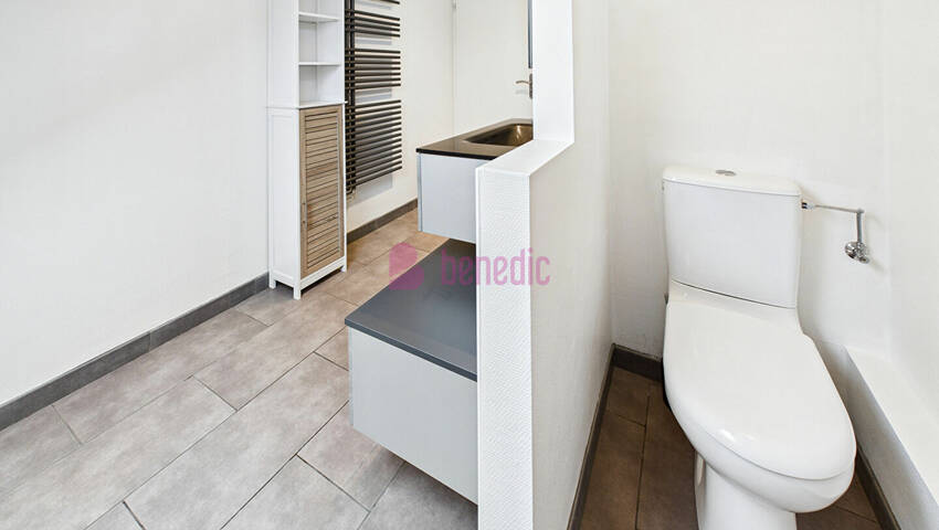 8461995q - Attribut alt par défaut.