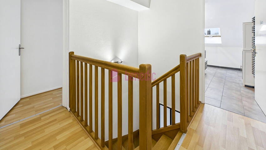 8461995m - Attribut alt par défaut.