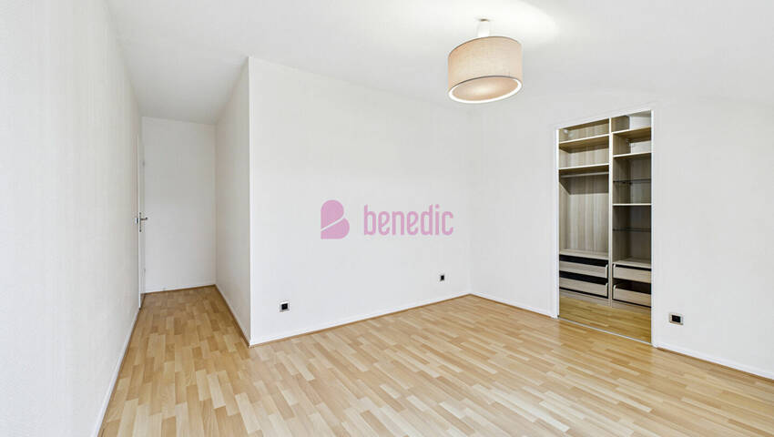 8461995s - Attribut alt par défaut.