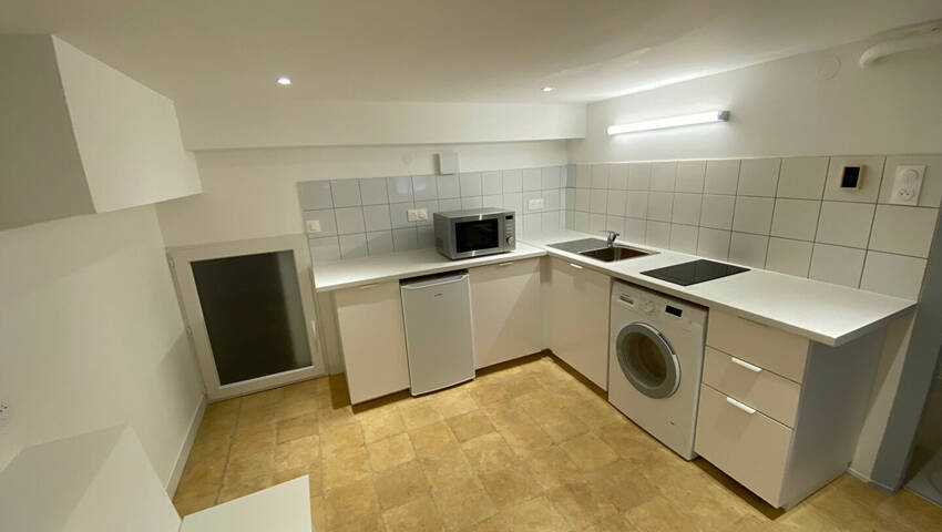 58123660b - Attribut alt par défaut.