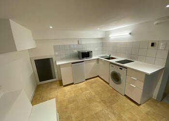 58123660b - Attribut alt par défaut.