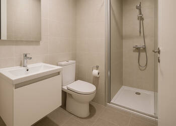 59609148b - Attribut alt par défaut.