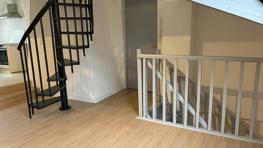 59474472c - Attribut alt par défaut.