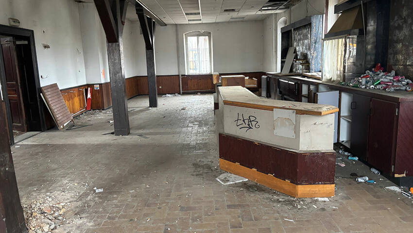 59651388b - Attribut alt par défaut.