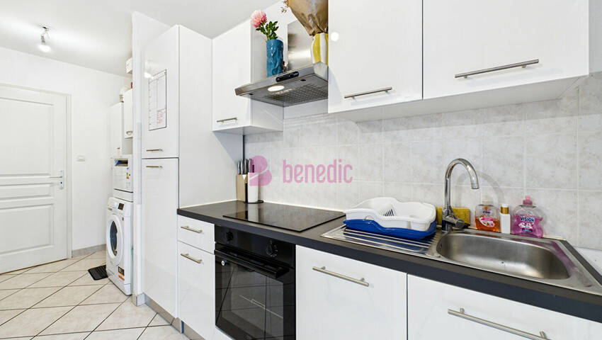 59522688g - Attribut alt par défaut.