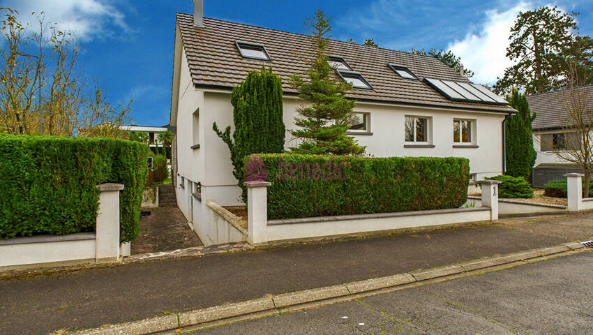 58628141b - Attribut alt par défaut.