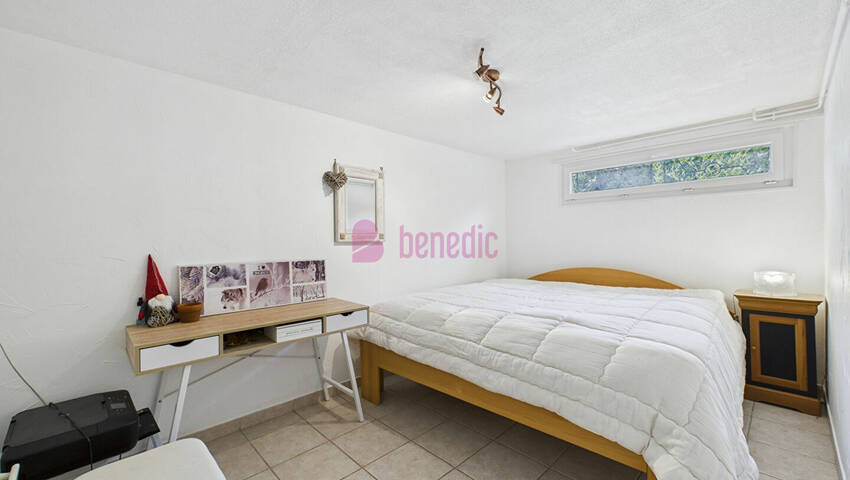 58628141g - Attribut alt par défaut.