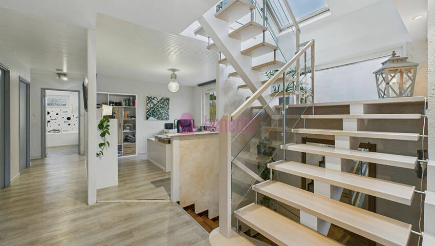 58628141r - Attribut alt par défaut.