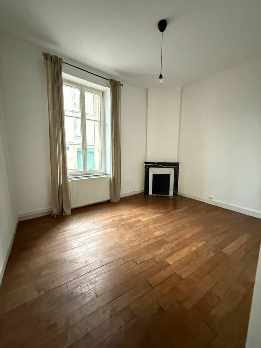 59663242e - Attribut alt par défaut.