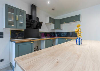 59665556b - Attribut alt par défaut.