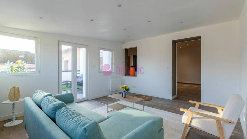 59665556c - Attribut alt par défaut.