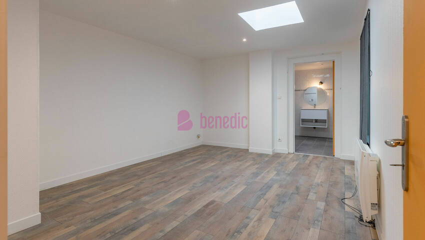 59665556f - Attribut alt par défaut.