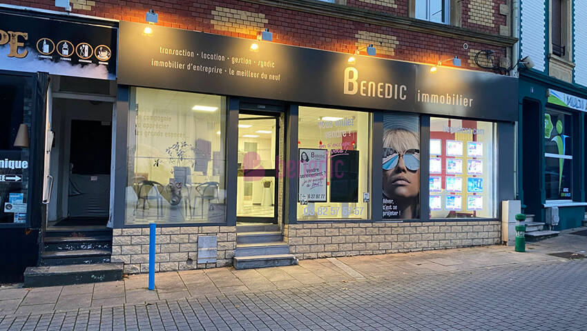 59665556l - Attribut alt par défaut.