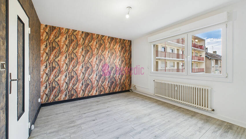 58628902m - Attribut alt par défaut.