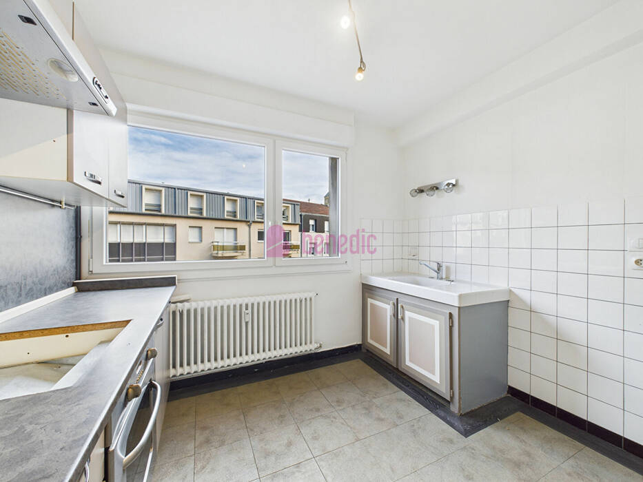 58628902u - Attribut alt par défaut.