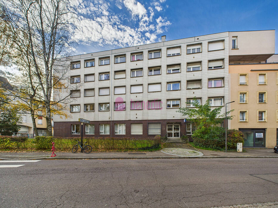 58628902y - Attribut alt par défaut.