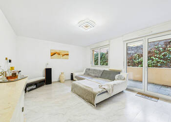 59579780a - Attribut alt par défaut.