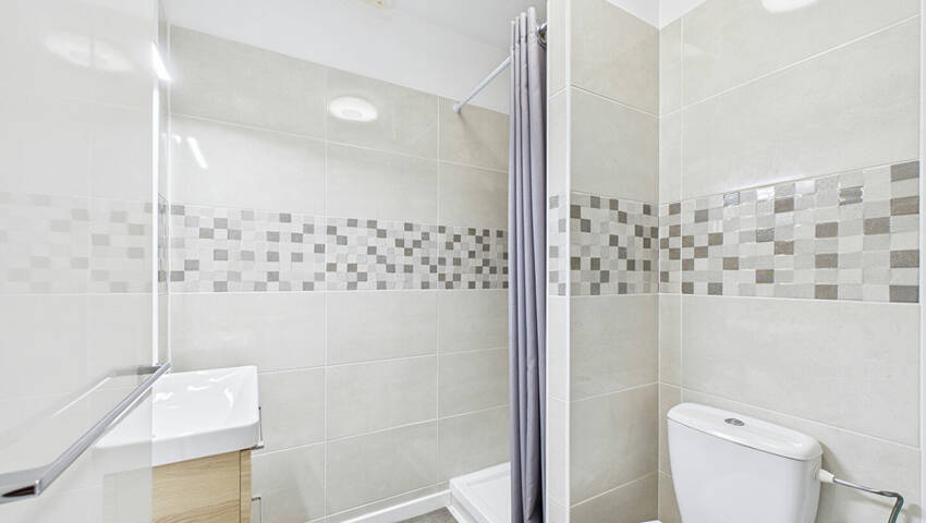 59579780g - Attribut alt par défaut.