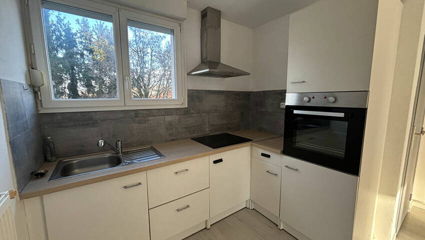 59648792a - Attribut alt par défaut.