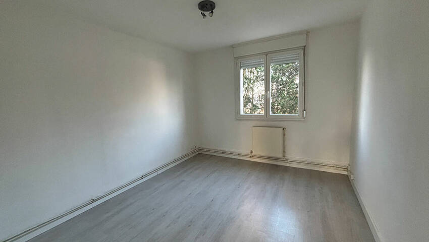 59648792f - Attribut alt par défaut.