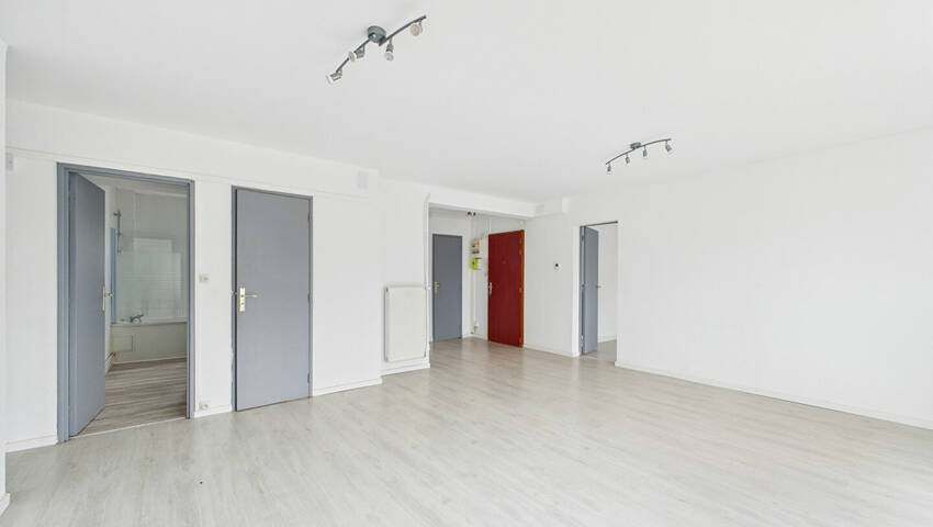 59648792g - Attribut alt par défaut.