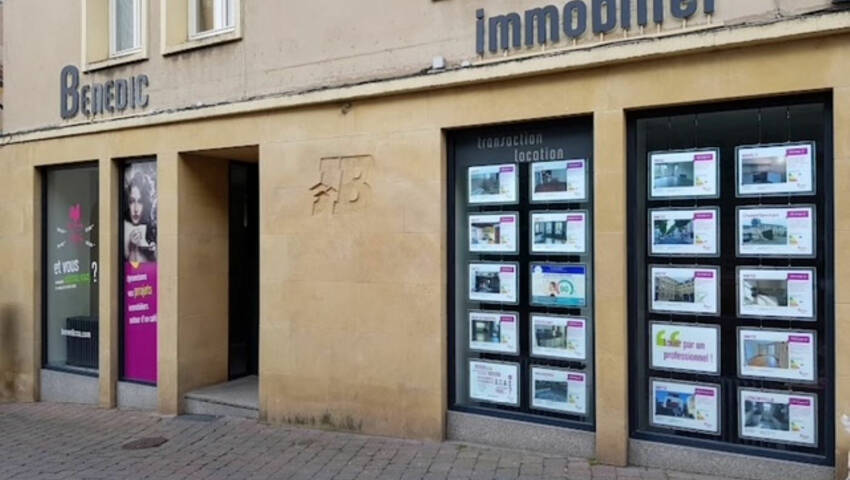 59668484b - Attribut alt par défaut.