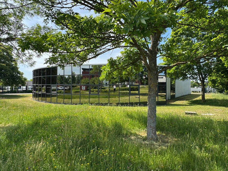 59674014b - Attribut alt par défaut.