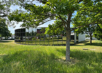 59674014b - Attribut alt par défaut.