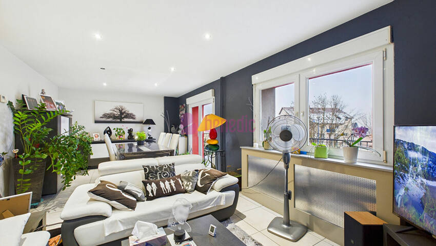 59500726b - Attribut alt par défaut.