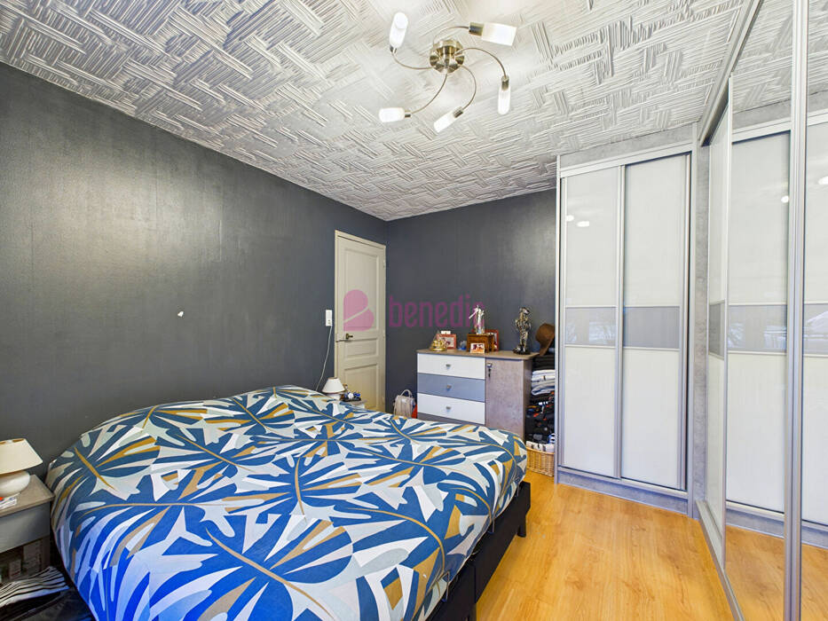 59500726e - Attribut alt par défaut.