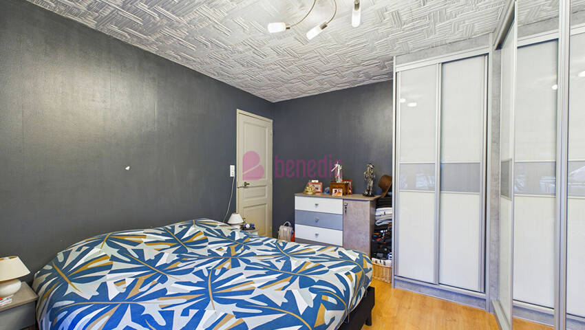 59500726e - Attribut alt par défaut.