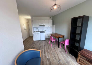 59669208a - Attribut alt par défaut.