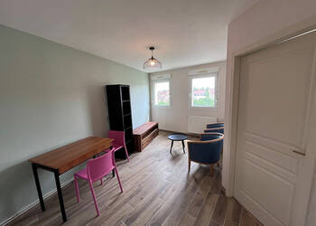 59669208b - Attribut alt par défaut.