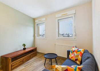 59669208a - Attribut alt par défaut.