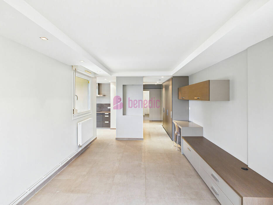 59027786h - Attribut alt par défaut.