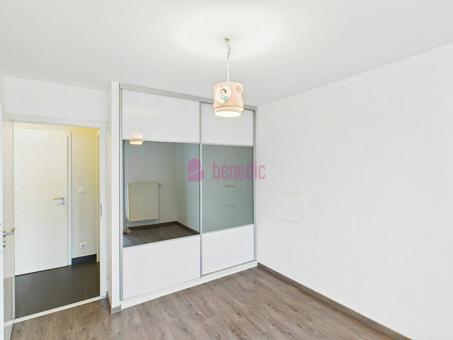 59027786m - Attribut alt par défaut.