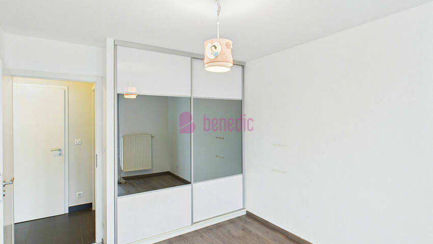 59027786m - Attribut alt par défaut.