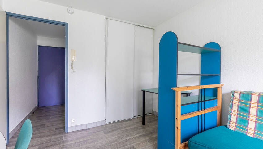 59684827f - Attribut alt par défaut.