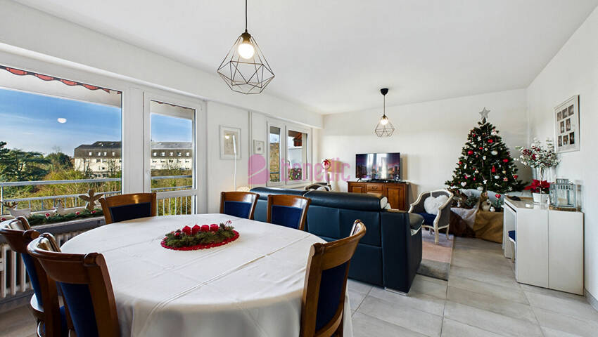 59649790a - Attribut alt par défaut.