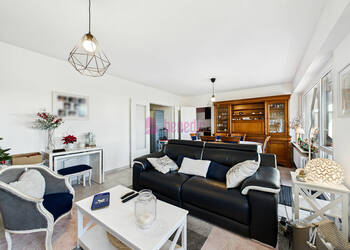 59649790b - Attribut alt par défaut.