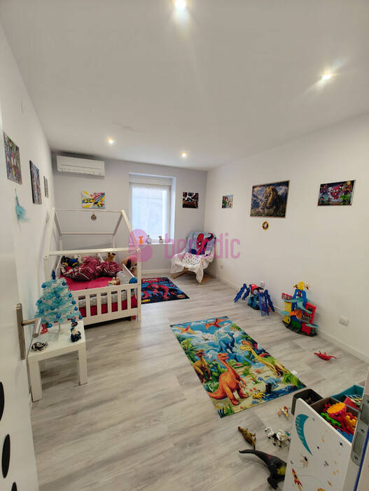 59477209h - Attribut alt par défaut.