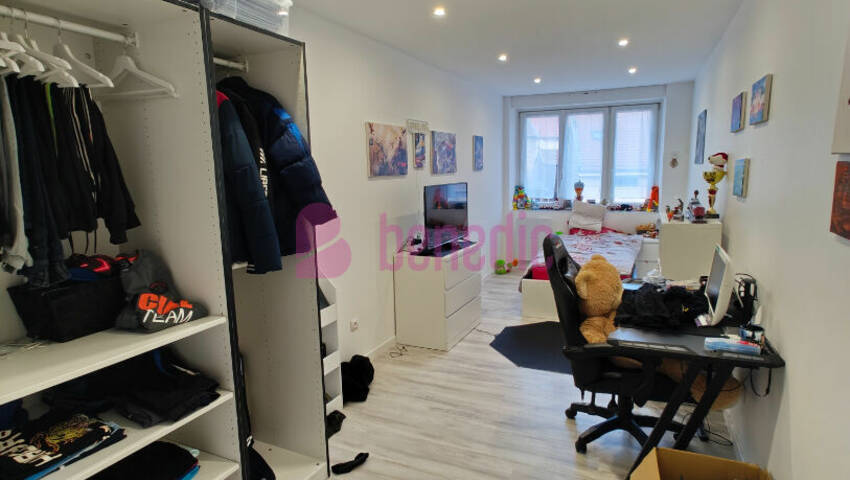 59477209g - Attribut alt par défaut.